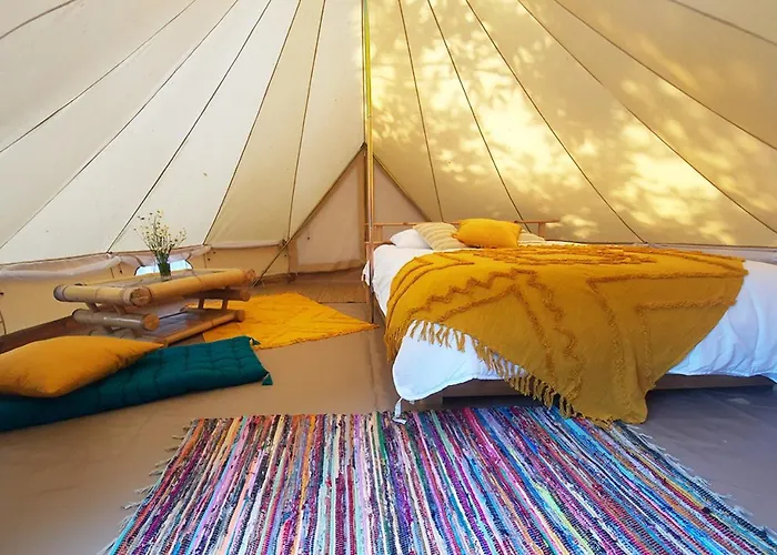 Prázdninový dům Gite Insolite Avec Spa En Baie Du Mont St Michel *