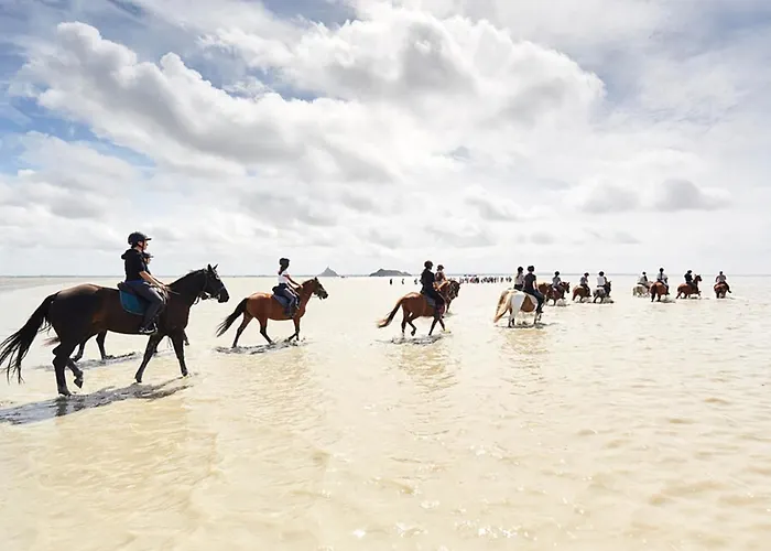 Gite Insolite Avec Spa En Baie Du Mont St Michel *